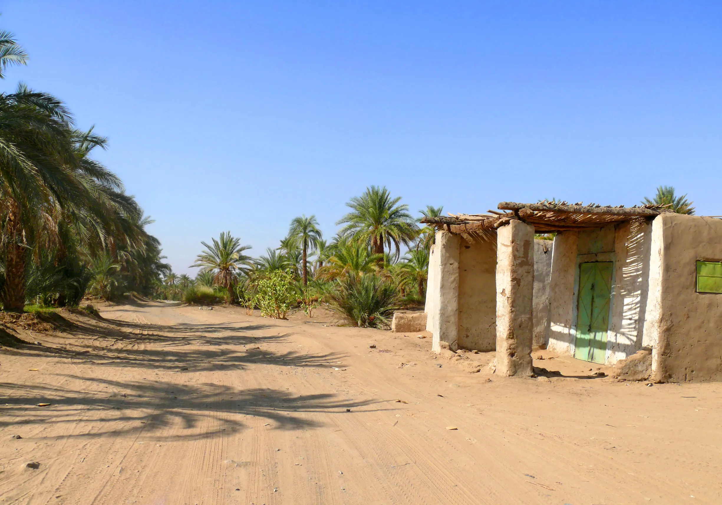 africa small building in the sahara desert