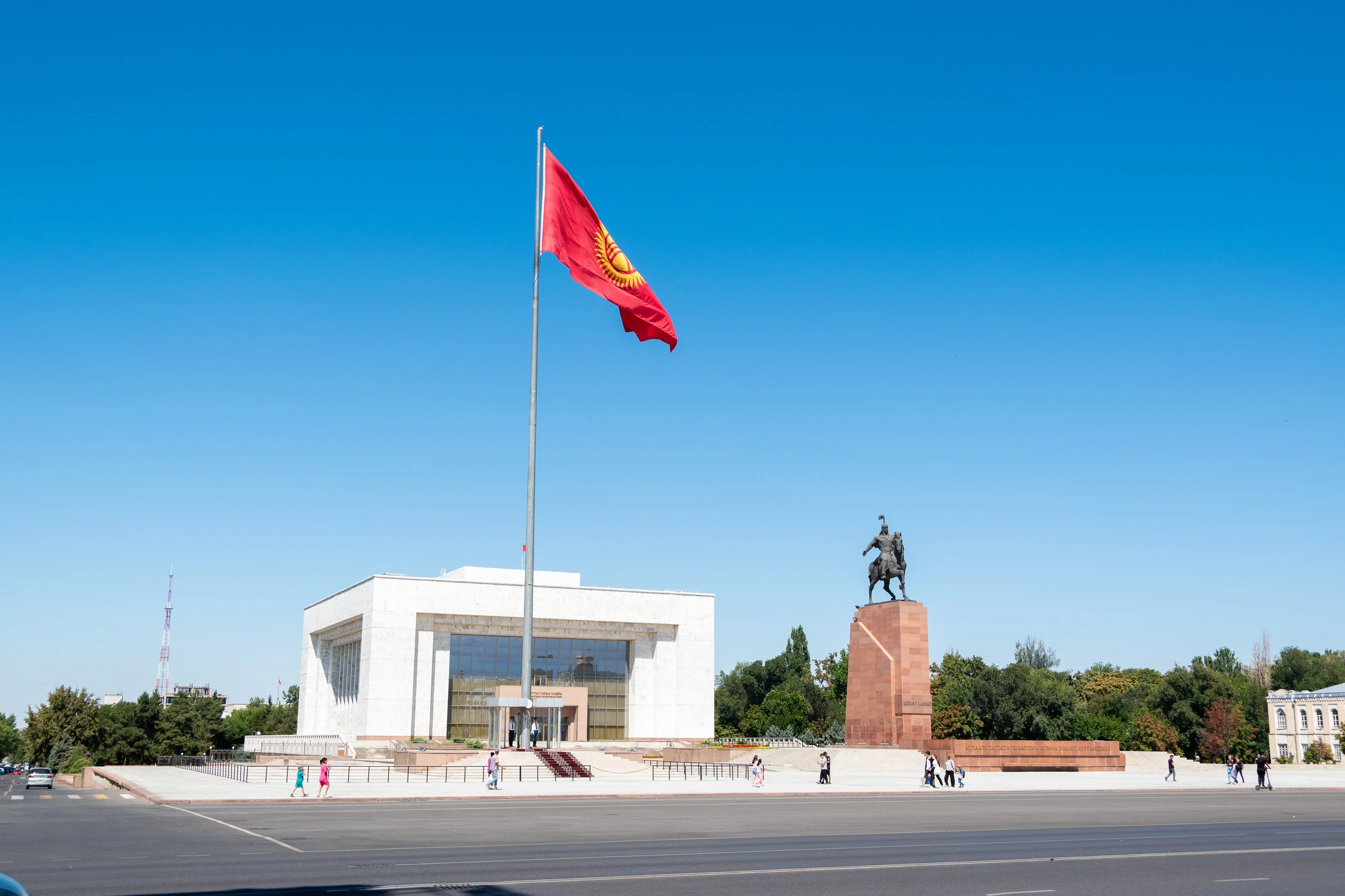 ala too square the central square of bishkek the square