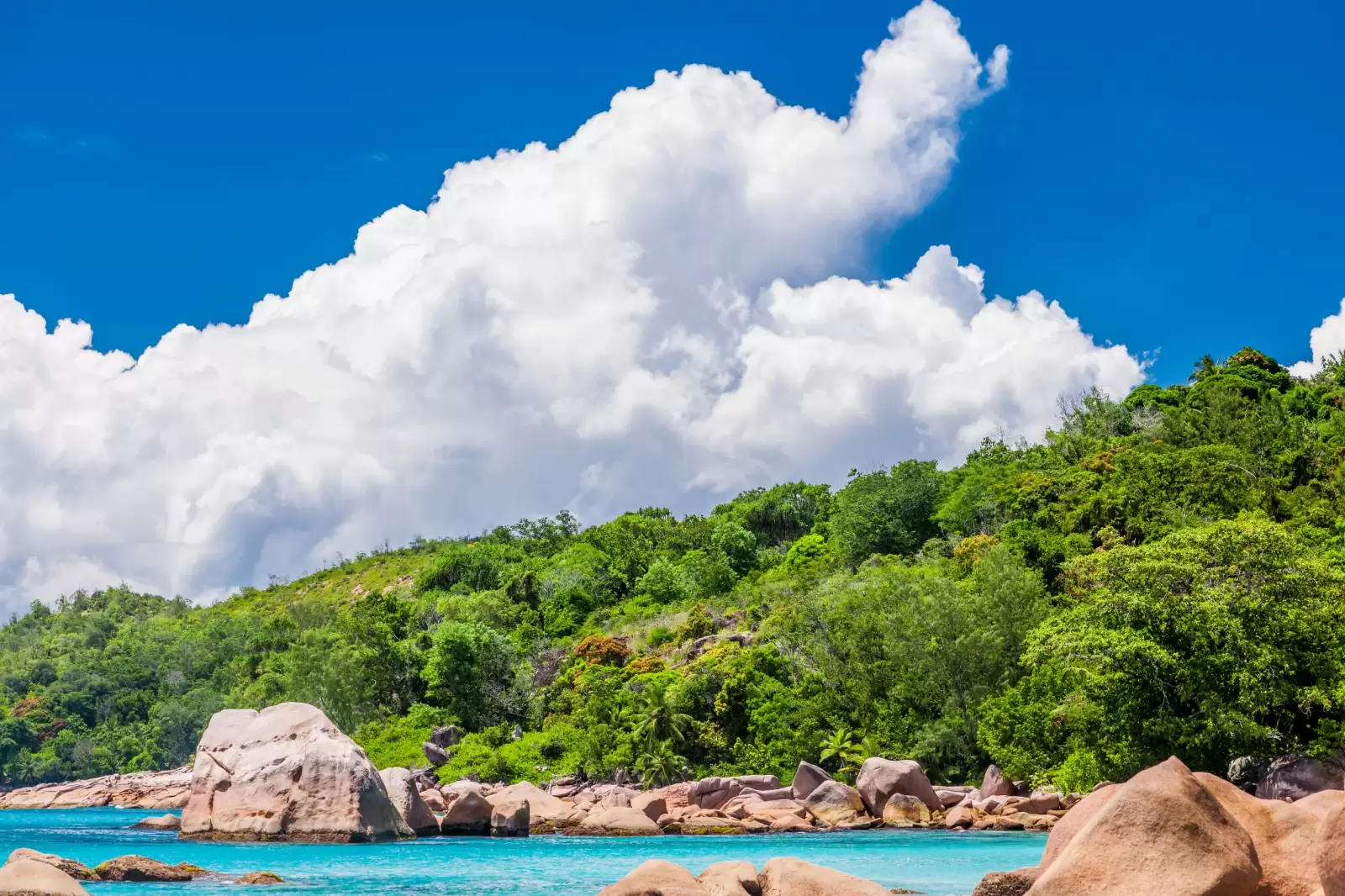 beautiful beach at seychelles praslin anse lazio