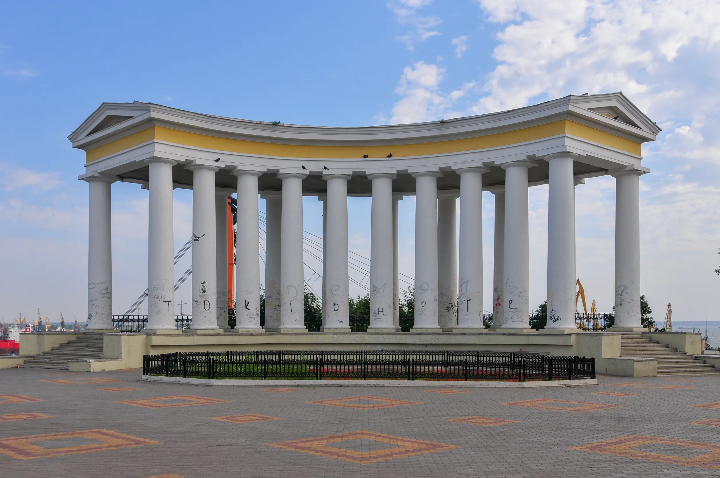 colonnade at vorontsov palace in odessa ukraine