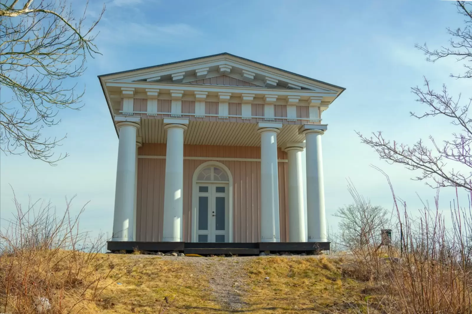 eko temple and this one lies in strangnas in sweden