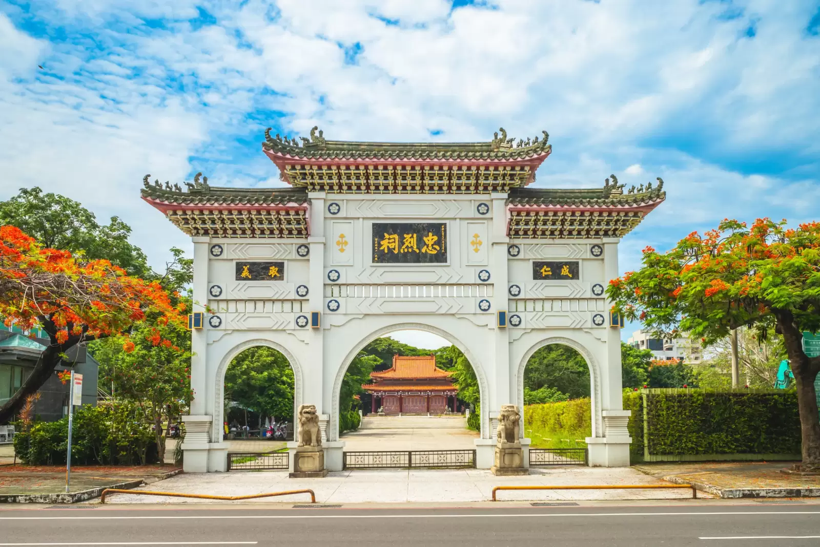 front gate of martyrs shrine in tainan taiwan