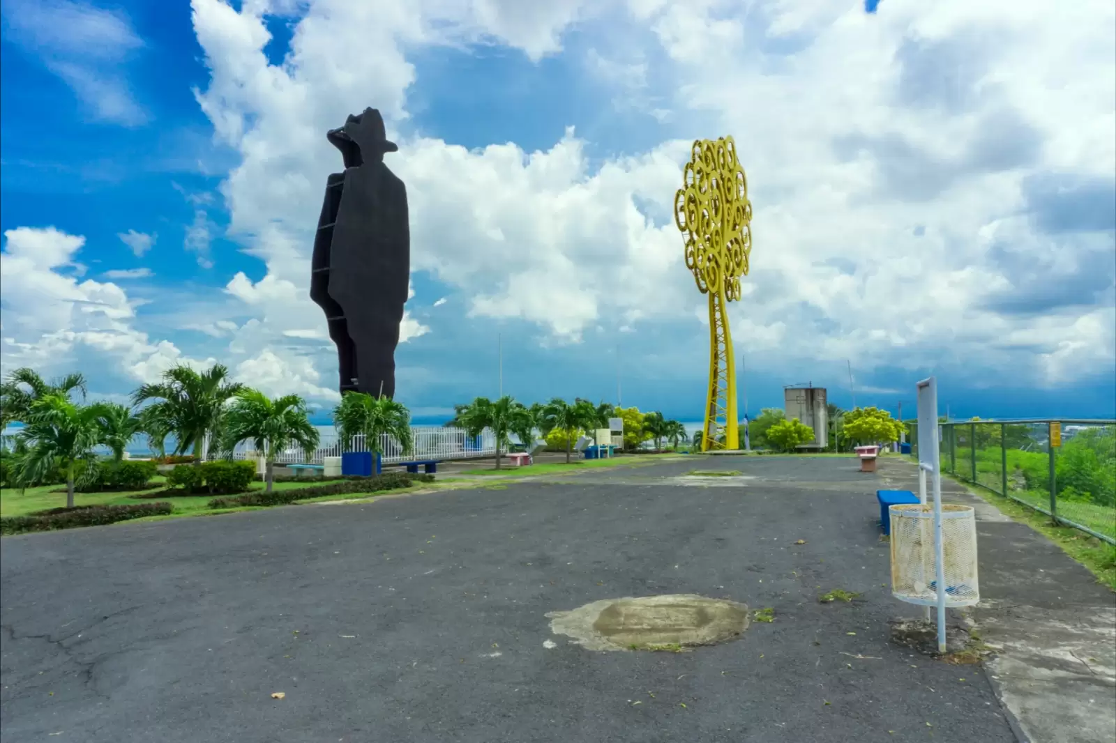 managua nicaragua statue of sandino and revolution tree