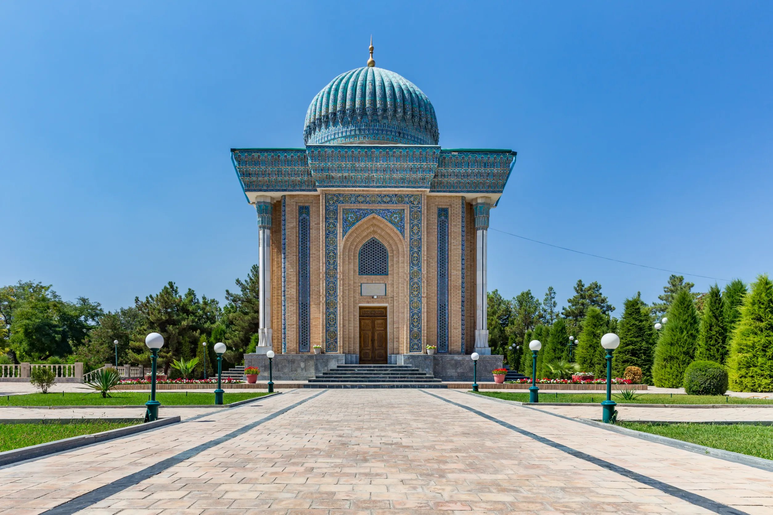 mausoleum of imam al matrudiy in samarkand uzbekistan