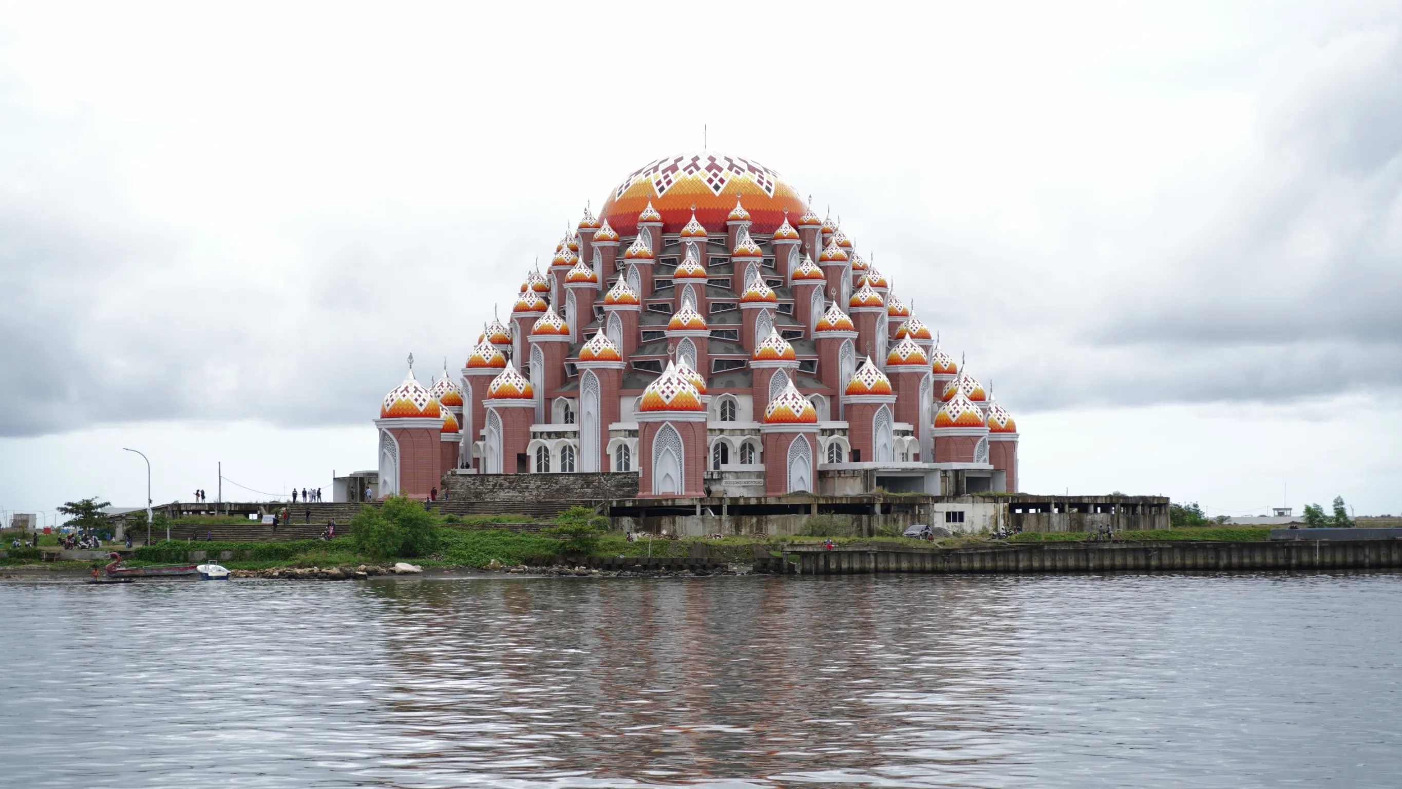 mosque with a thousand domes in makassar