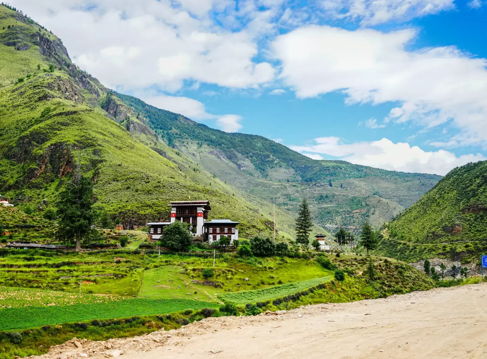 mountain scenery in thimphu bhutan bhutan ranks