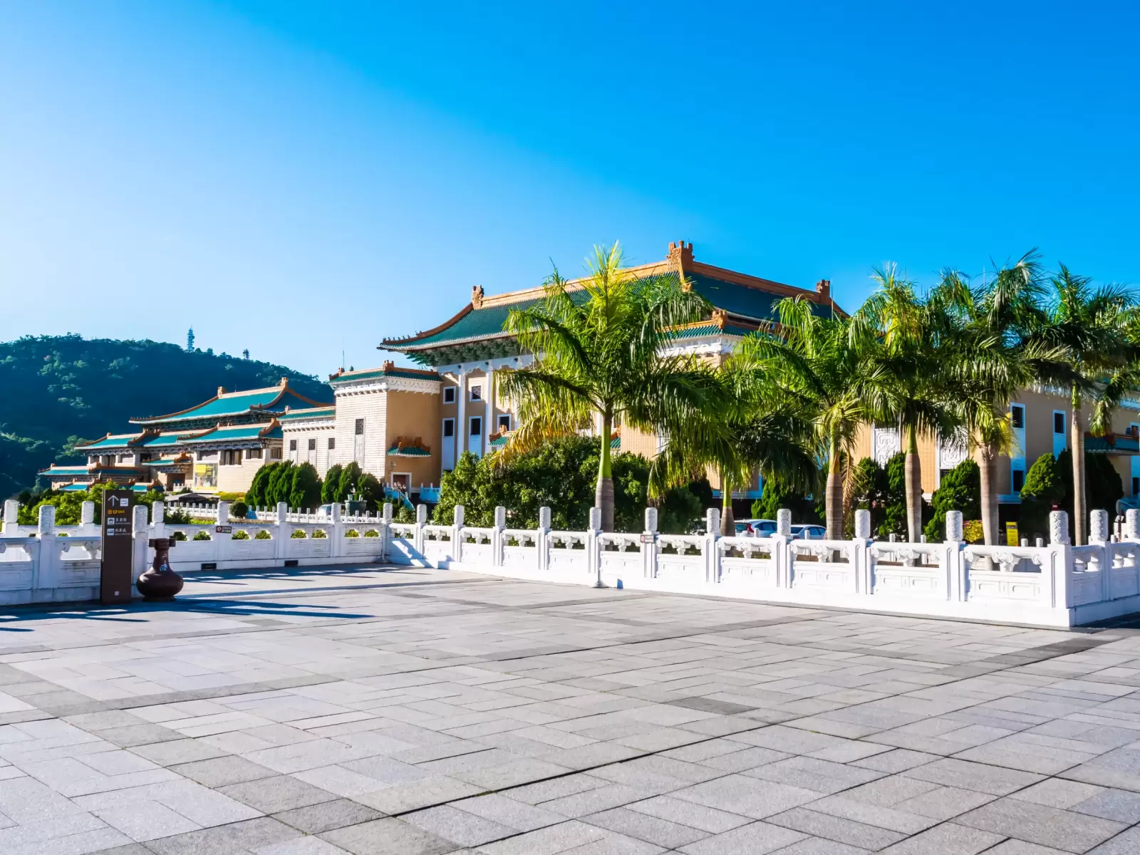 national palace in taipei taiwan is the popular place
