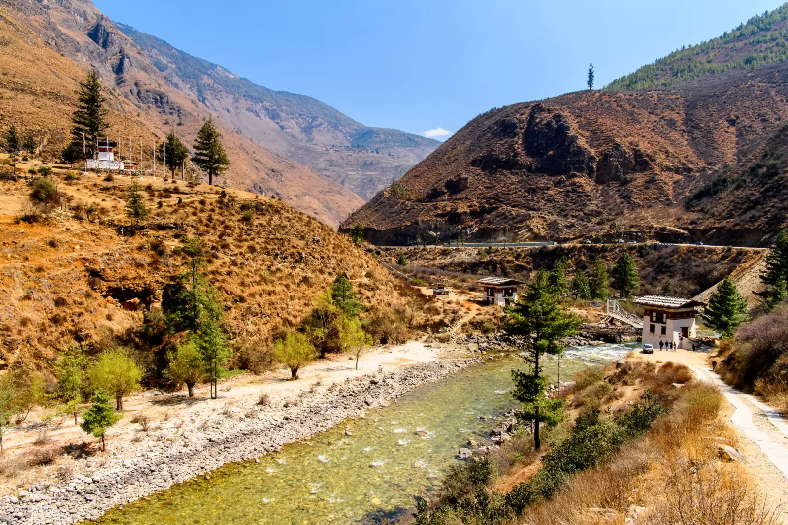 nature of mountains of bhutan