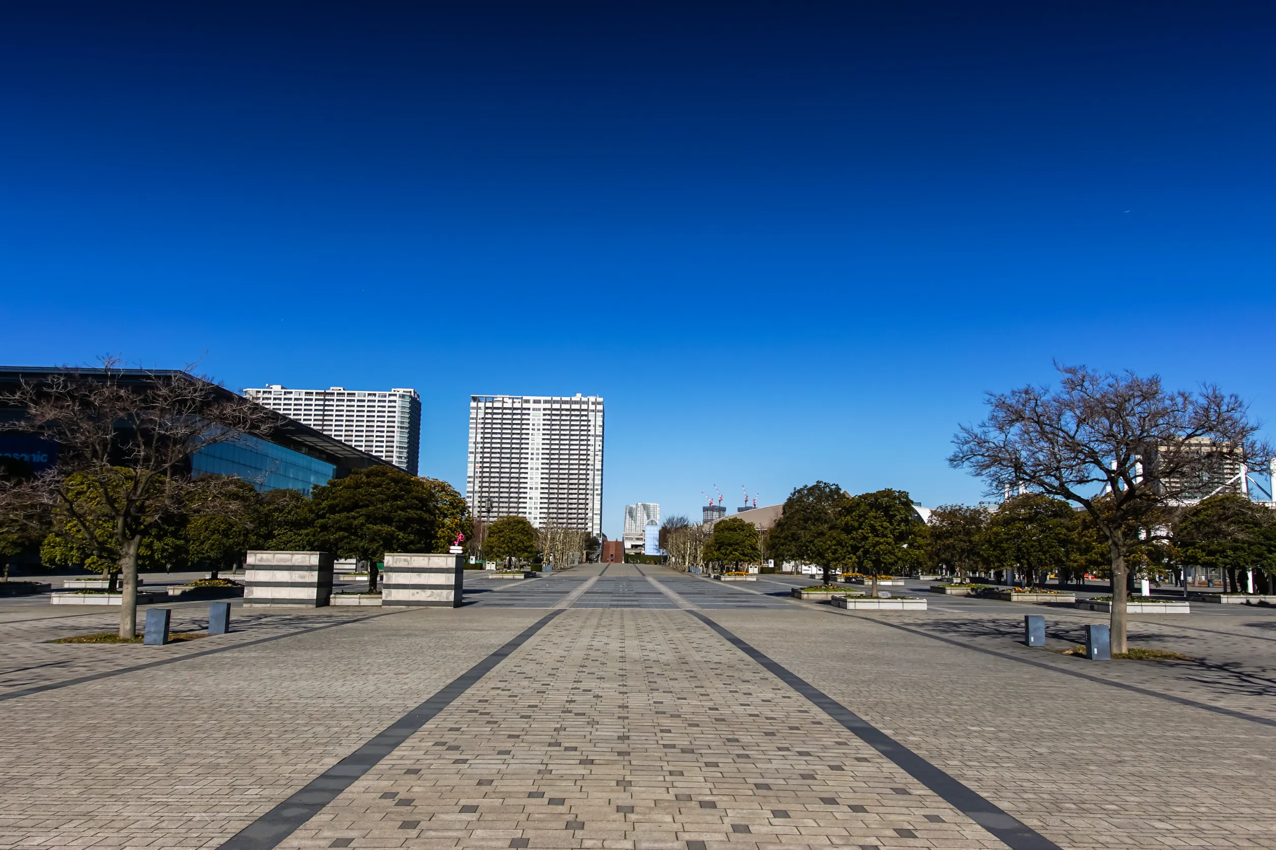 north south direction of up to forest park of ariake