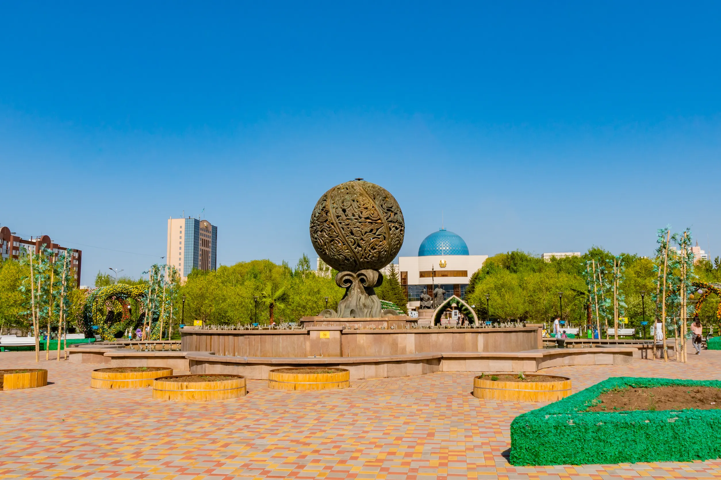nur sultan astana new square flower park tsvetochnyy sad picturesque