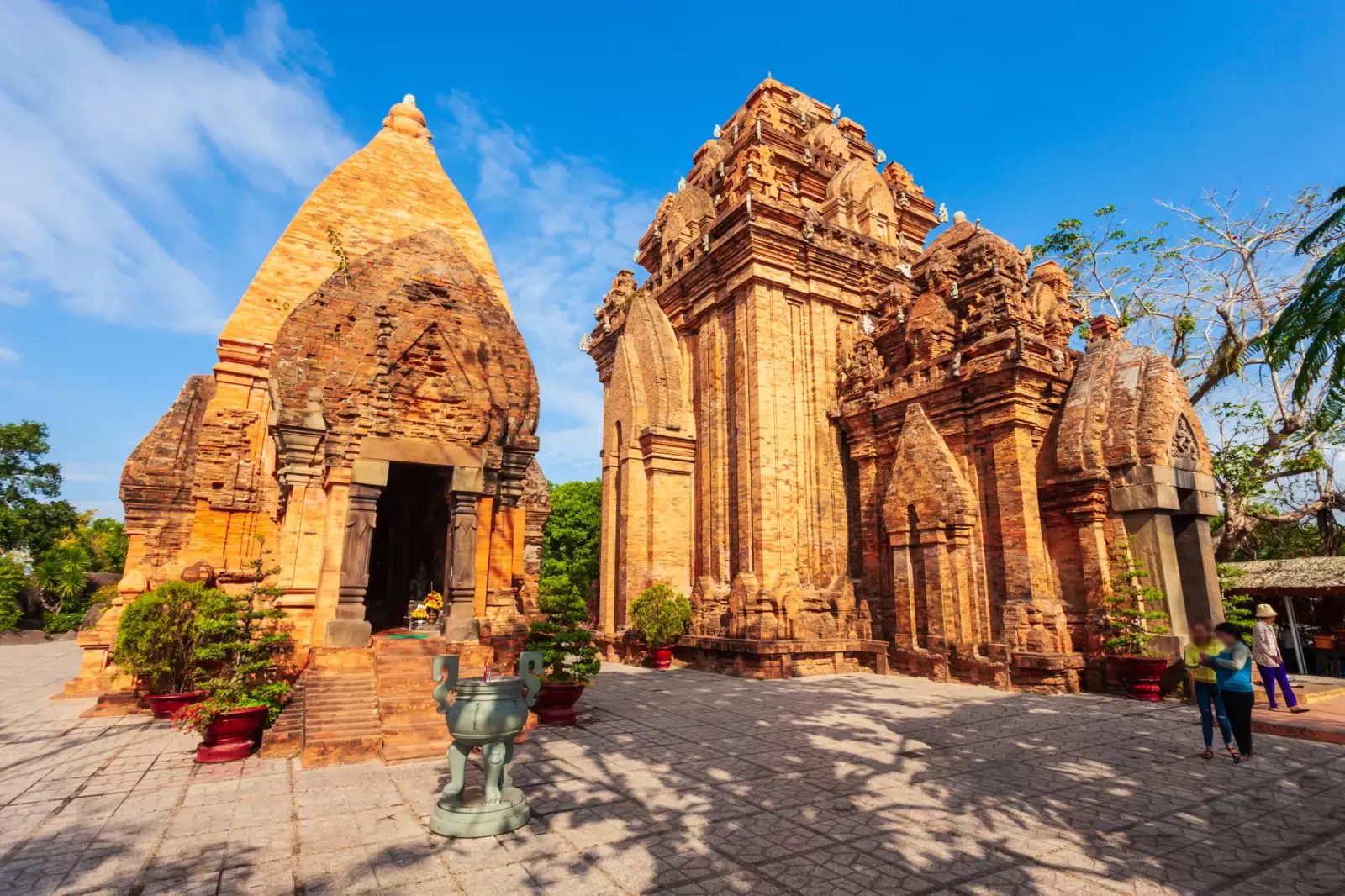 ponagar or thap ba po nagar is a cham temple tower