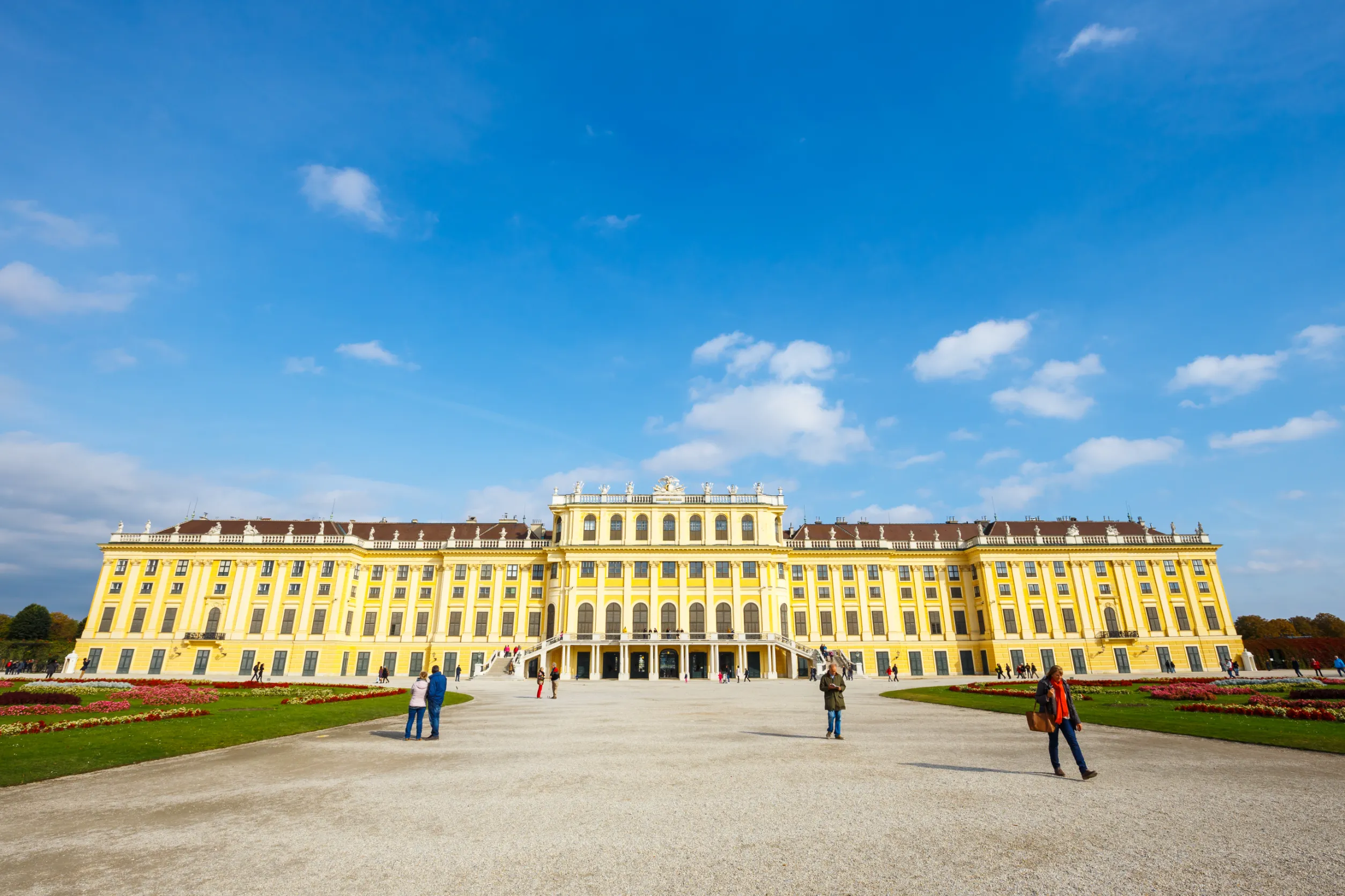 schonbrunn palace in vienna baroque palace is former imperial summer