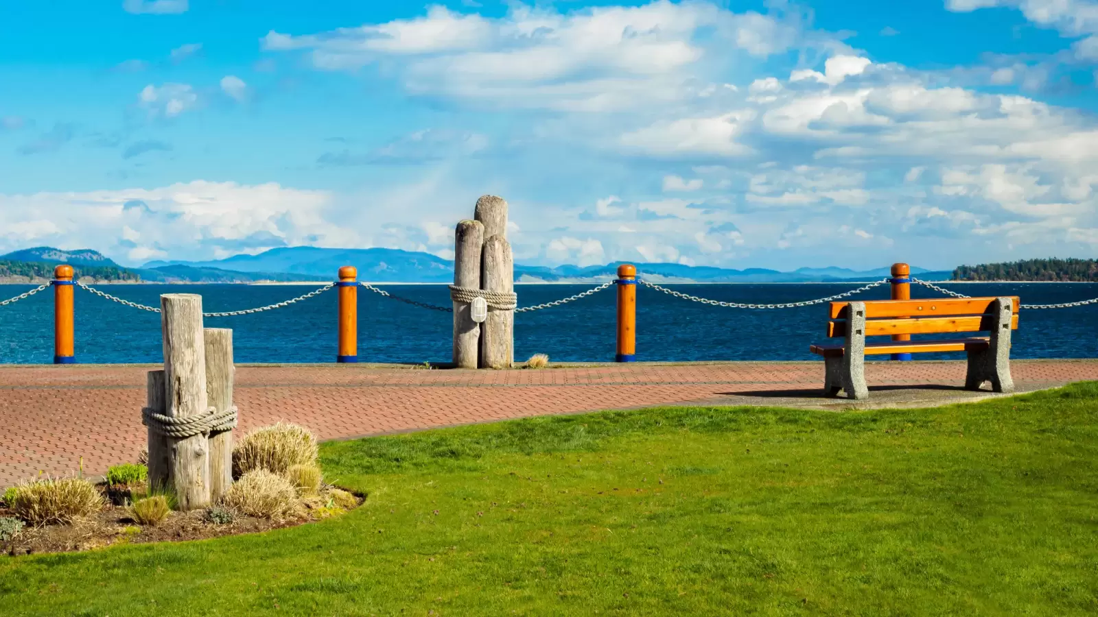seawalk in sidney vancouver island british columbia