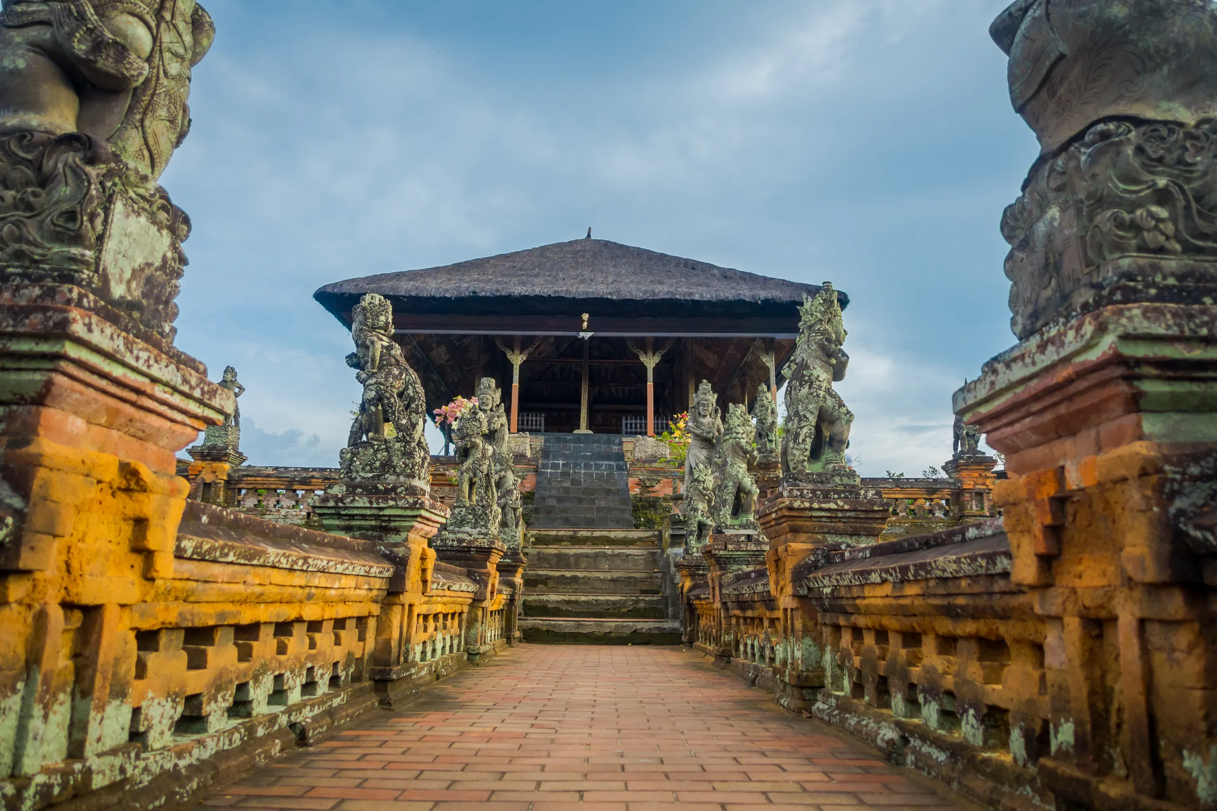 semarapura kertha gosa pavilion in klungkung palace in denpasar