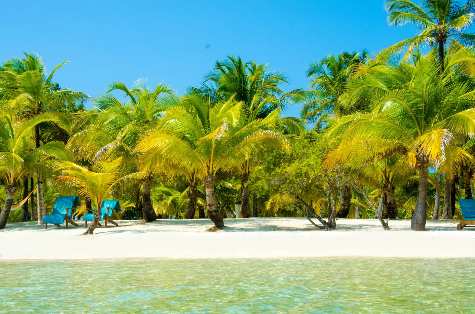 south water caye in belize small caribbean paradise