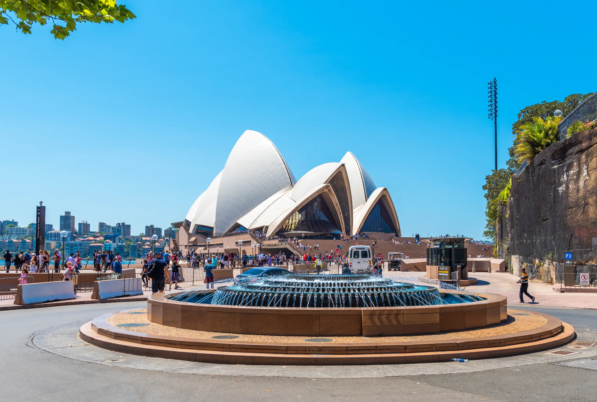 sydney opera house