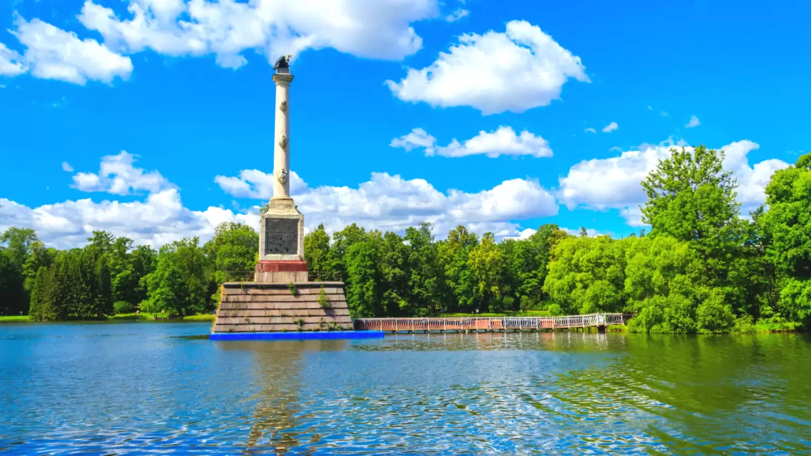 the chesme column monument in yuzhno sakhalinsk russia