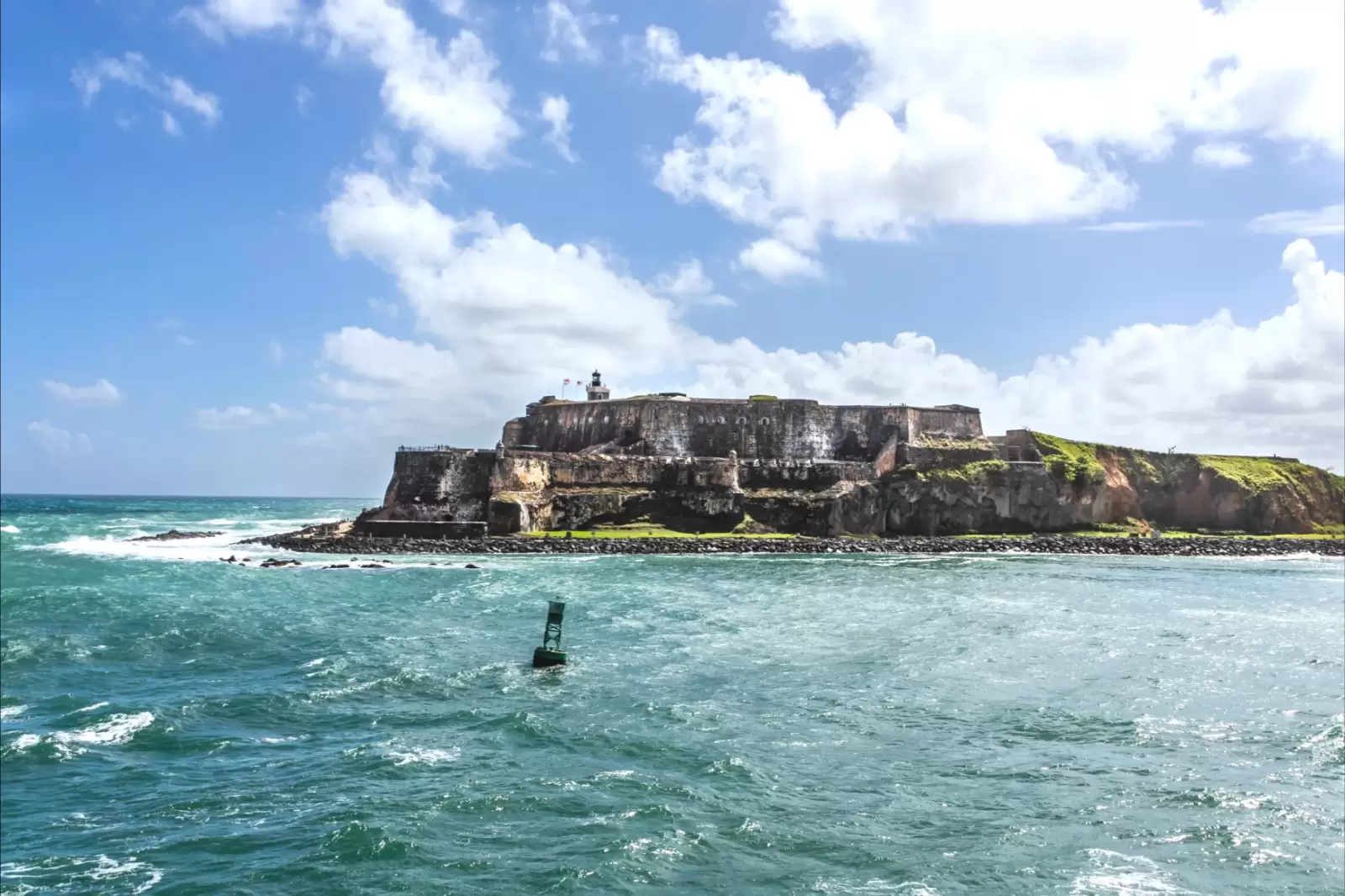 the famous el morro castle in san juan puerto rico