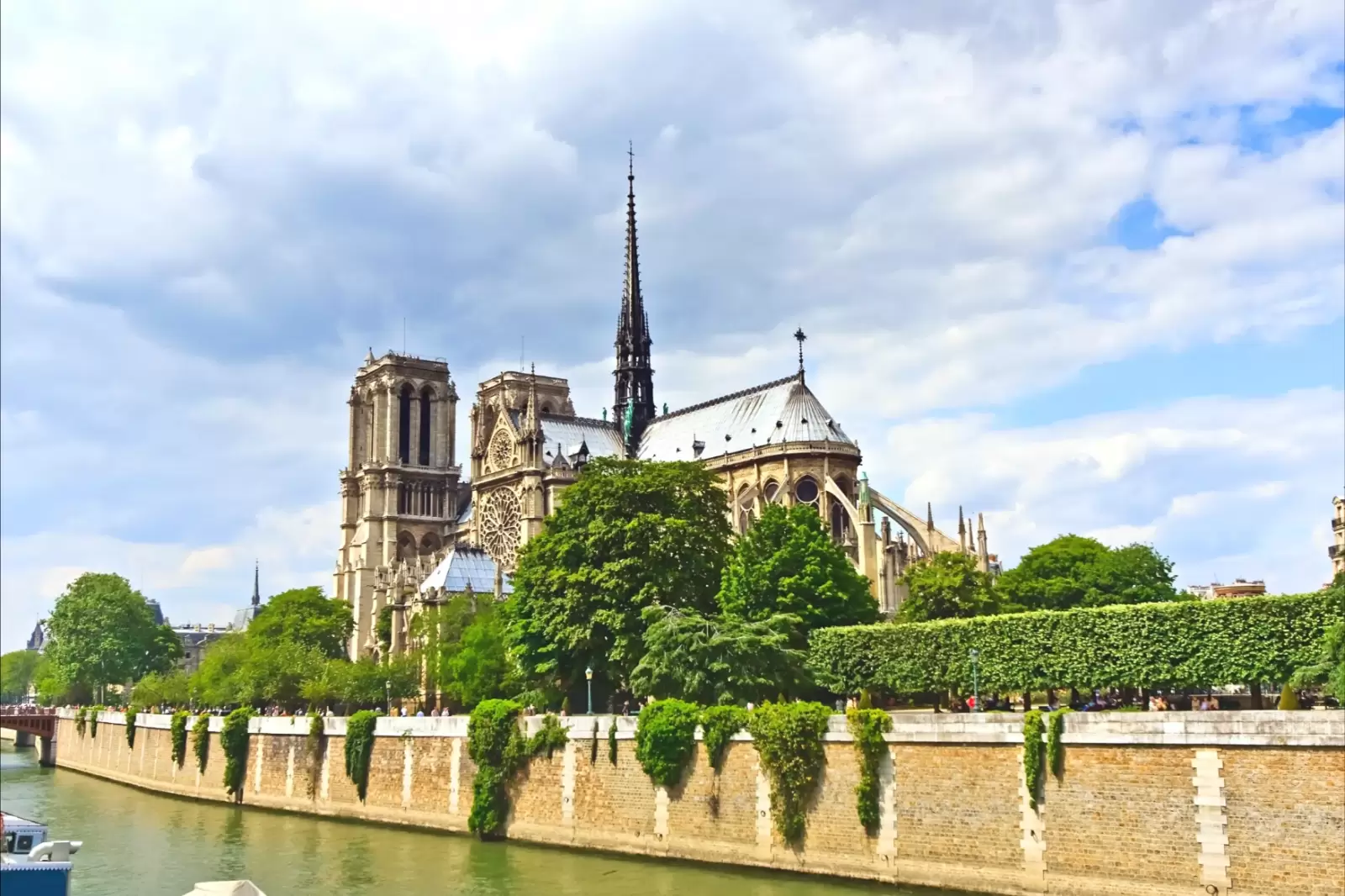 the notre dame de cathedral in paris france